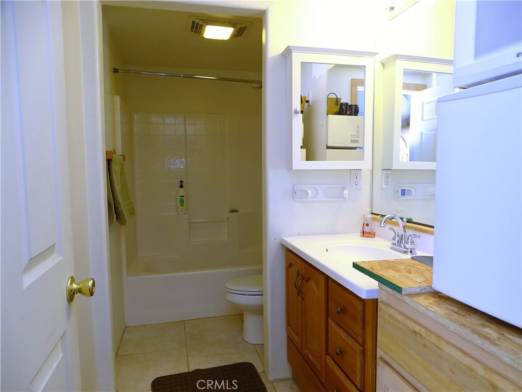 2097 Fox Property Photo 37