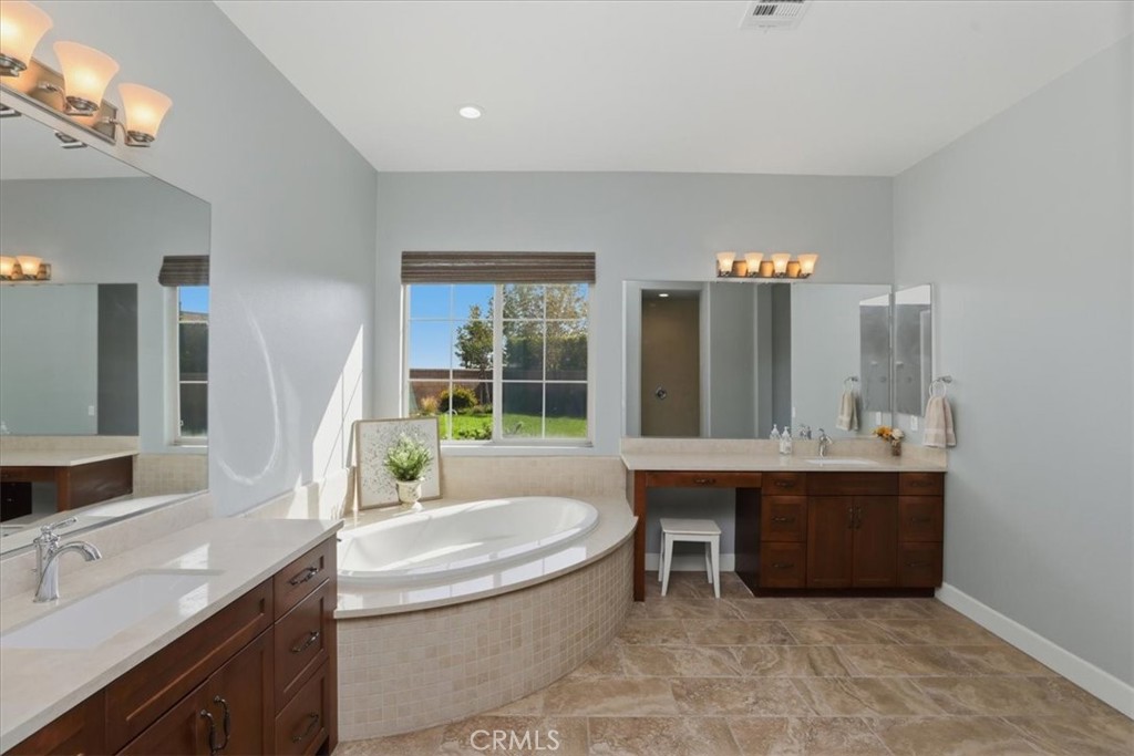 5697 Orion Place Property Photo 36