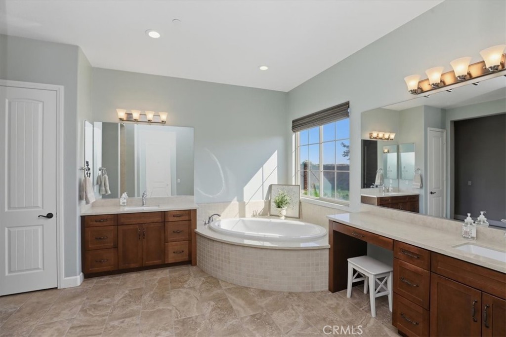 5697 Orion Place Property Photo 37