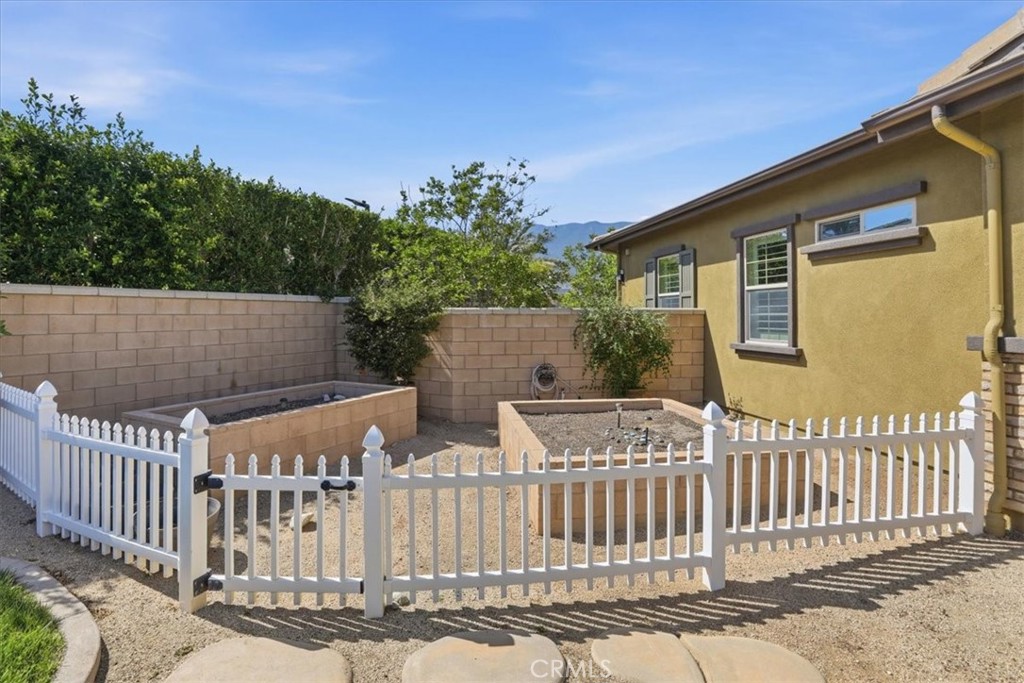 5697 Orion Place Property Photo 55