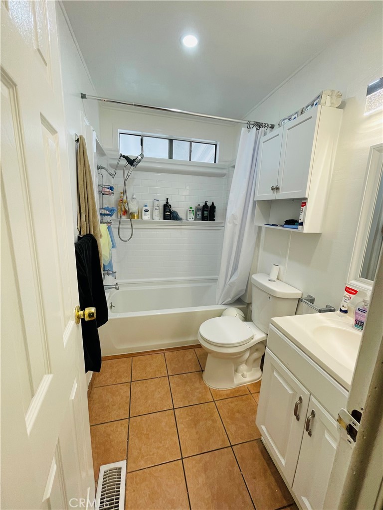 17400 Valley Boulevard 95 Property Photo 6