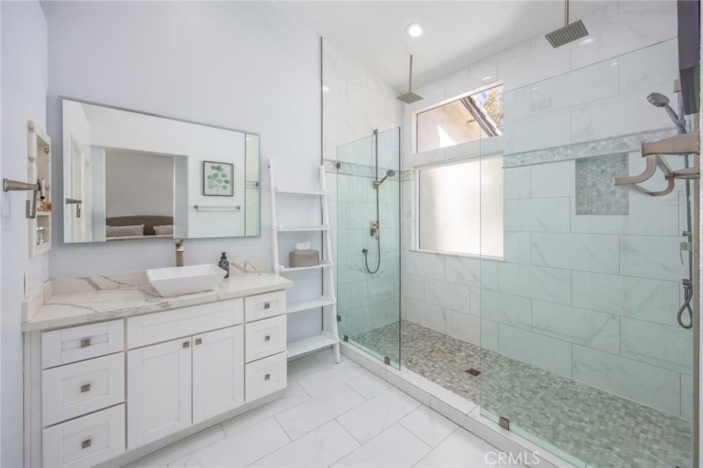 619 Donatello Dr Property Photo 32
