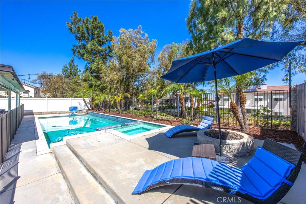 619 Donatello Dr Property Photo 33