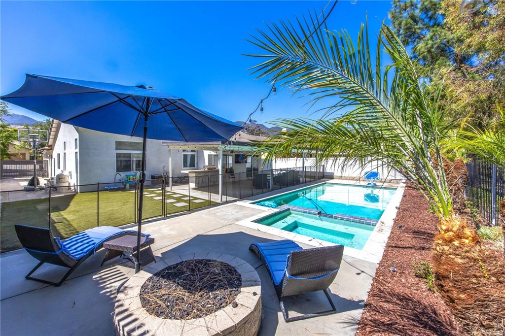 619 Donatello Dr Property Photo 41