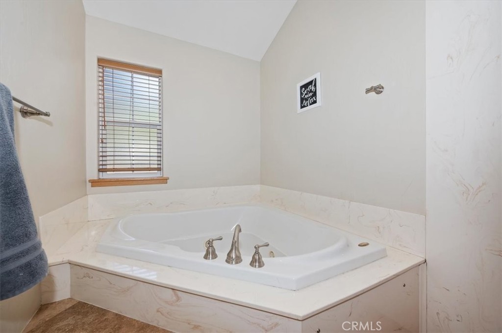 745 Summit Boulevard Property Photo 22