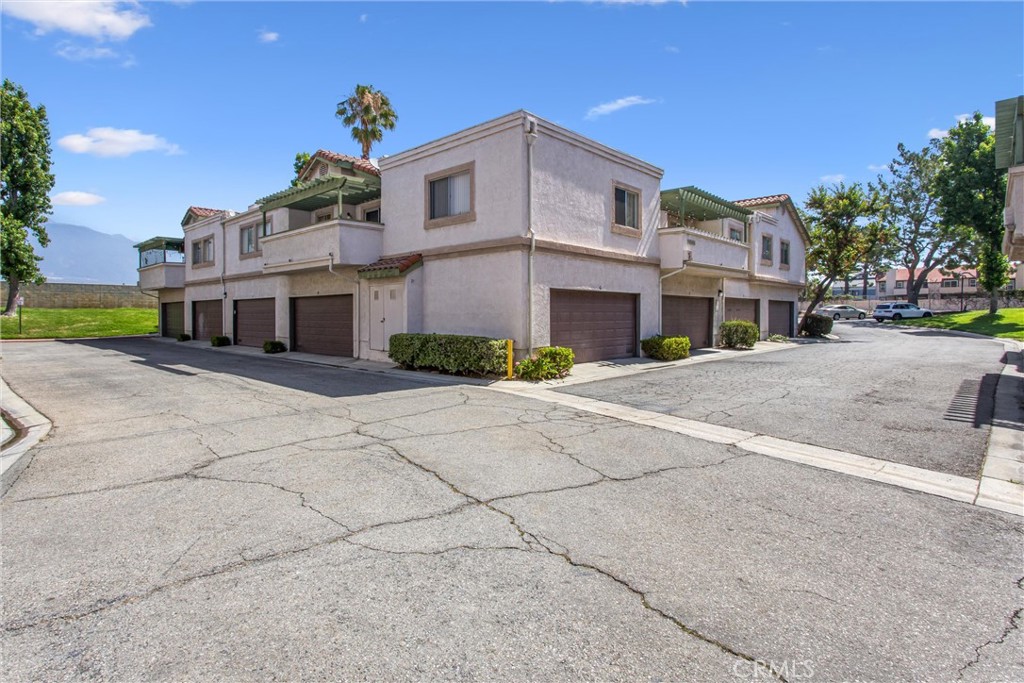 10246 Chaparral Property Photo 2