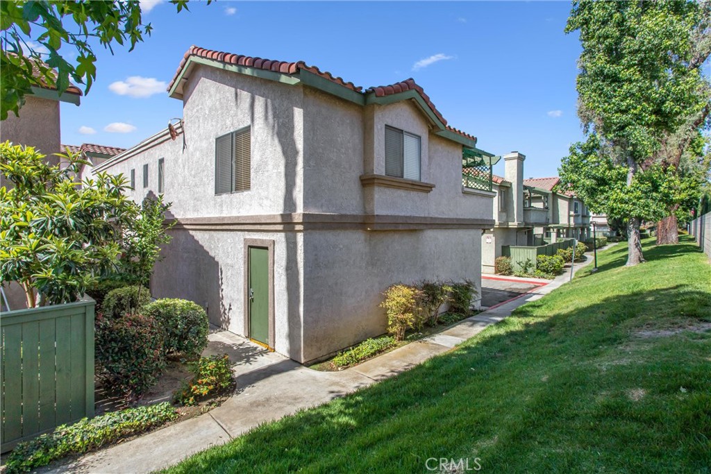 10246 Chaparral Property Photo 4