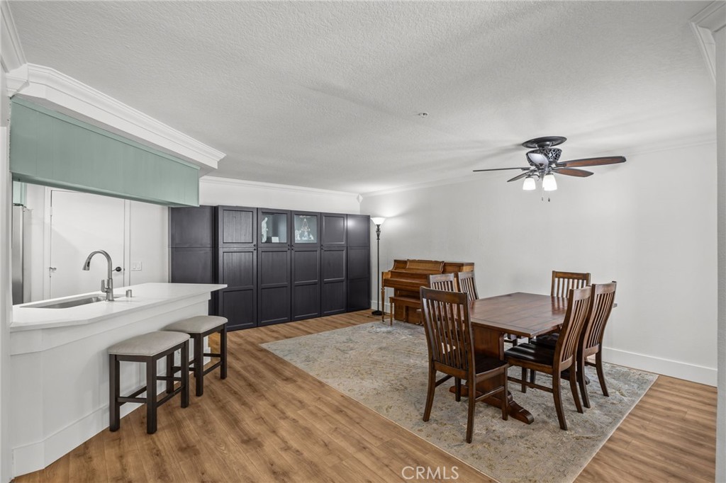 317 Monroe Court Property Photo 8