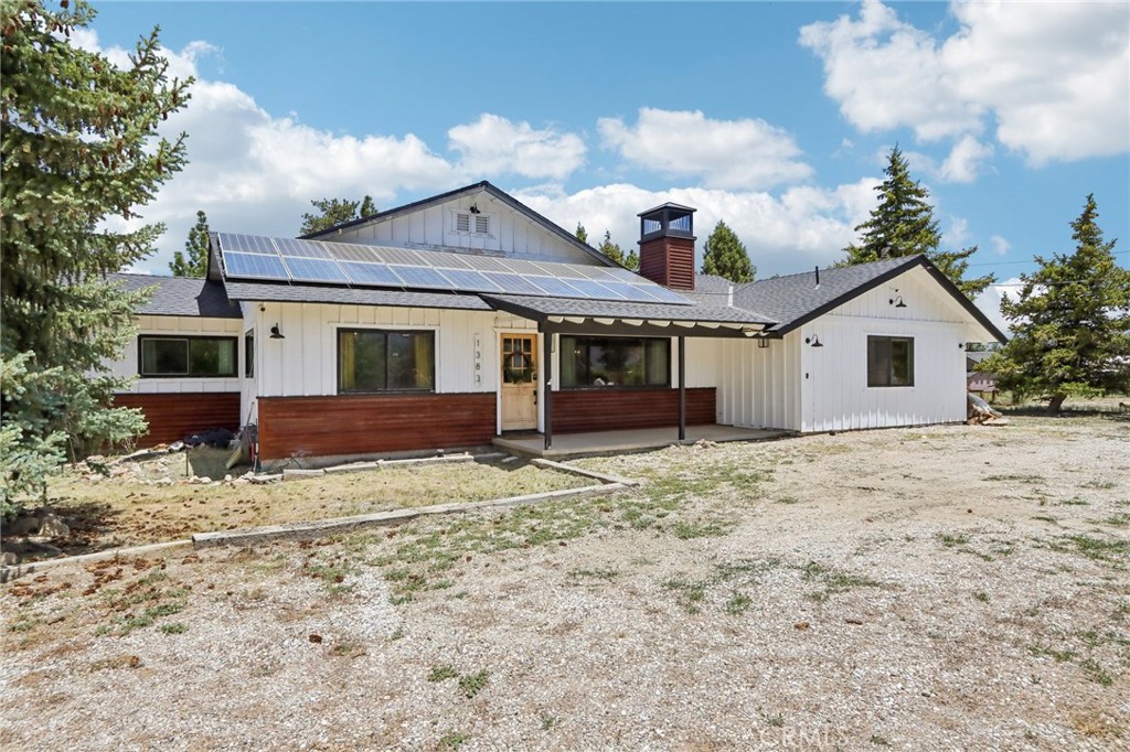 1383 Shay Property Photo 2