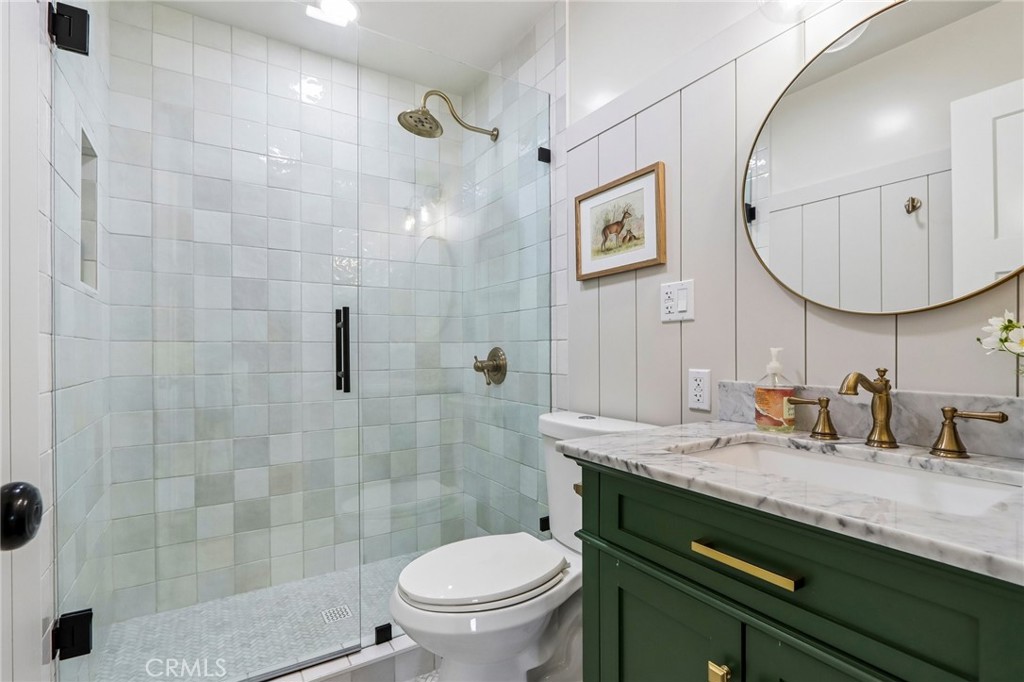 1383 Shay Property Photo 32