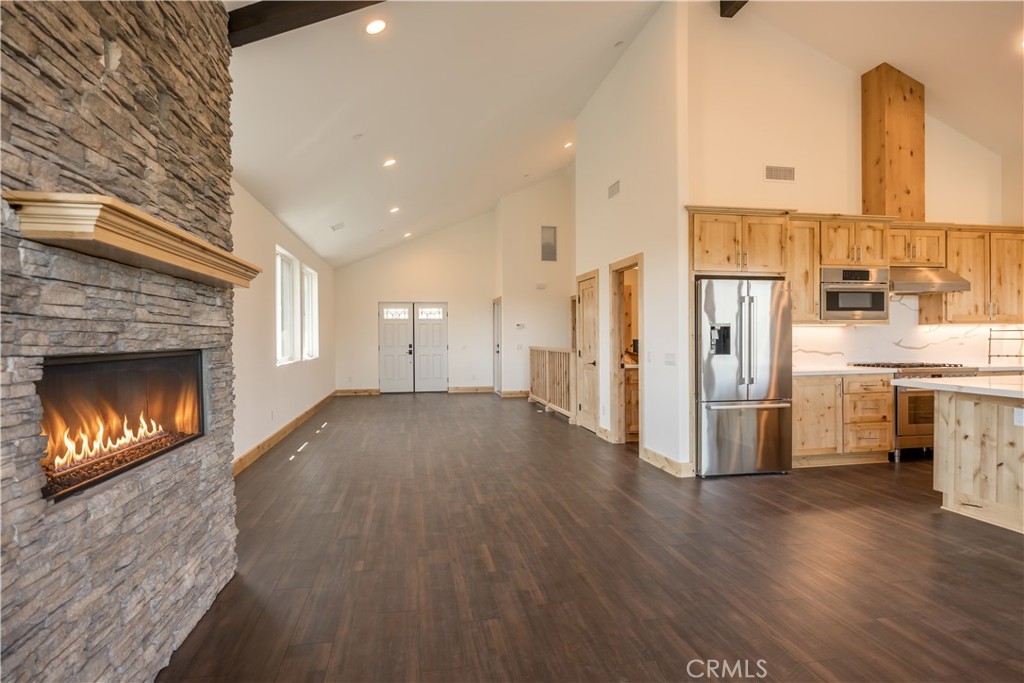 851 Madera Property Photo 2