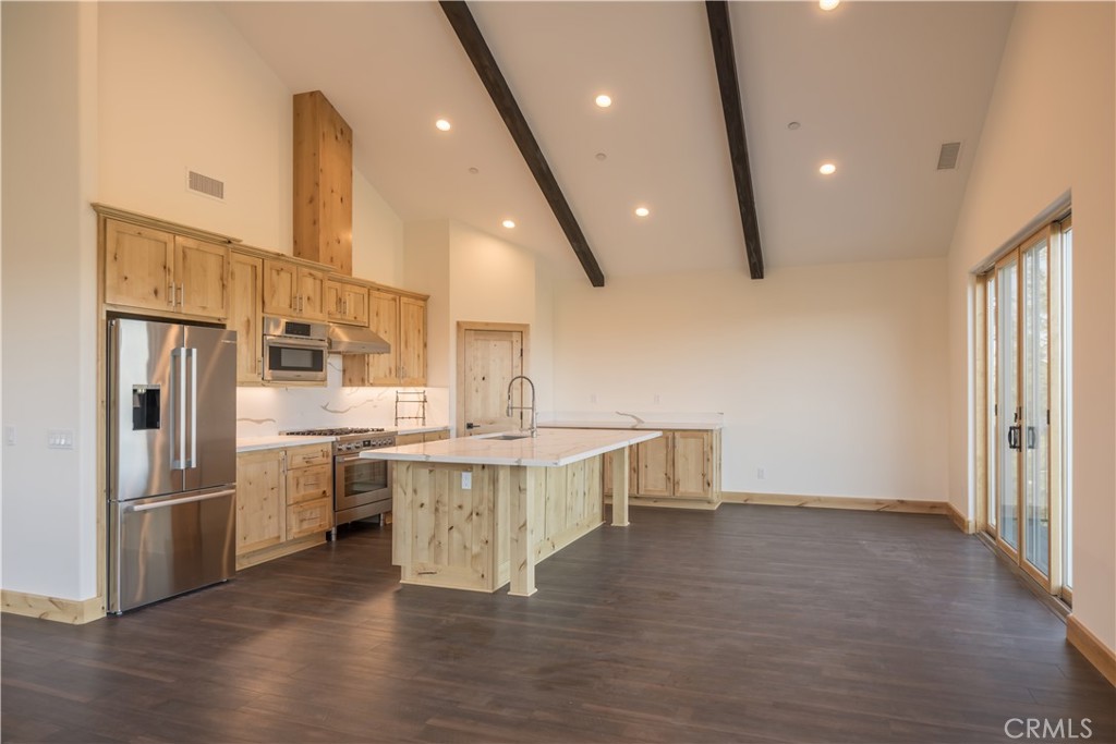851 Madera Property Photo 11