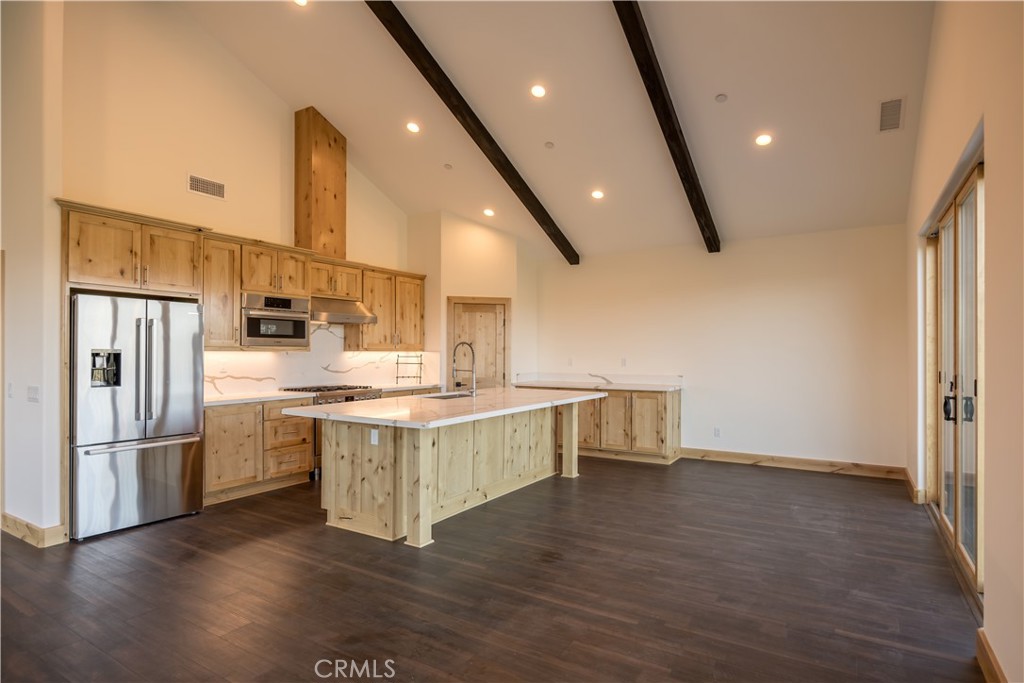 851 Madera Property Photo 12