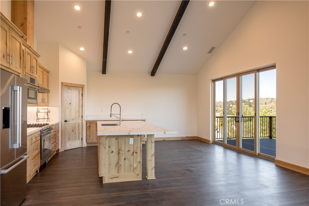 851 Madera Property Photo 13