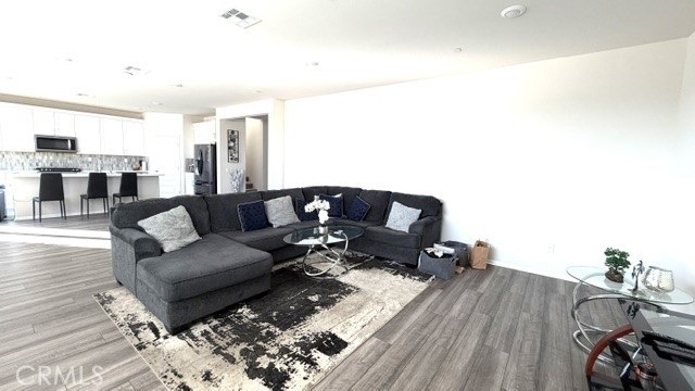 35357 Hutchison Place Property Photo 3
