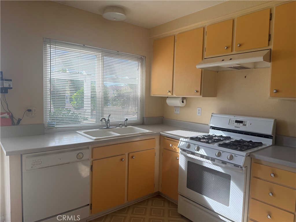 12780 Fremontia Property Photo 10