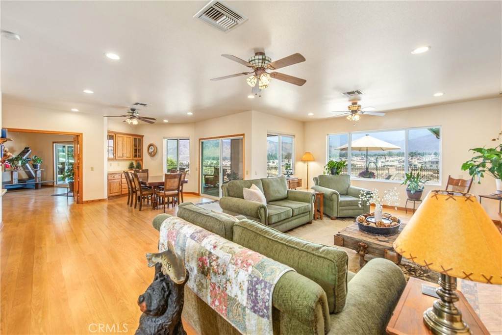 35102 Persimmon Property Photo 7