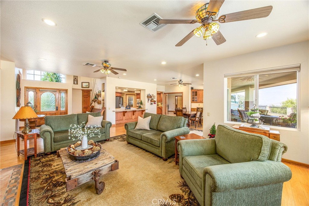 35102 Persimmon Property Photo 10