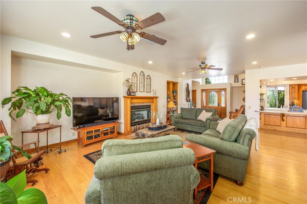 35102 Persimmon Property Photo 11