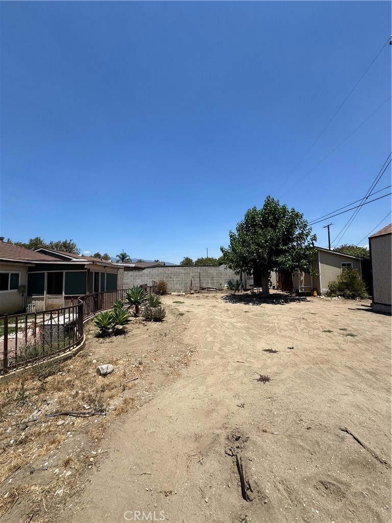 9765 Sycamore Property Photo 5