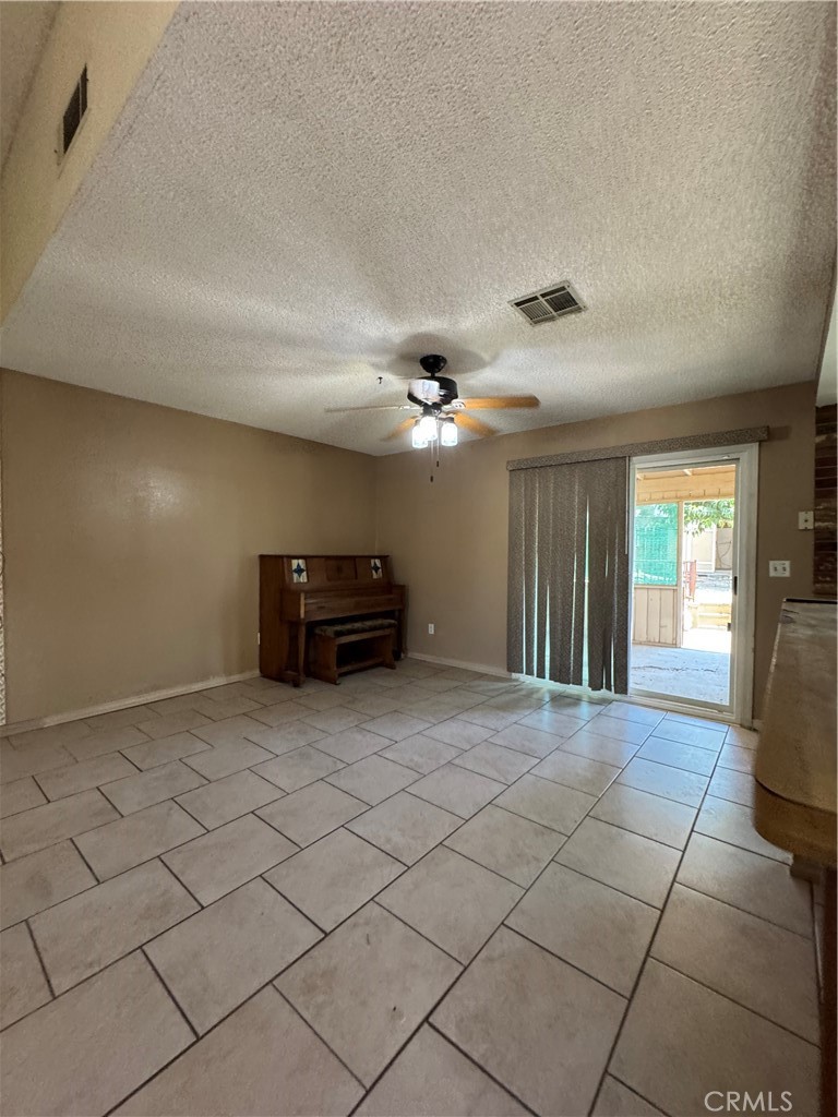 9765 Sycamore Property Photo 10