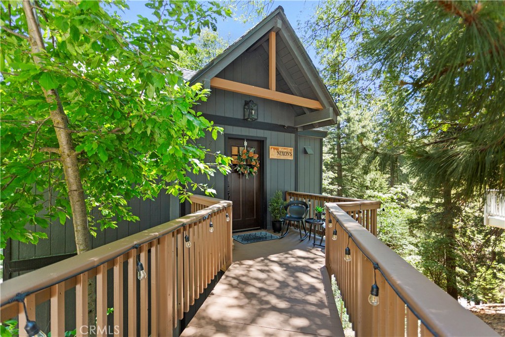 26561 Thunderbird Property Photo 3