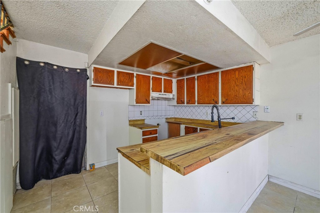 16600 Terrace F Property Photo 8