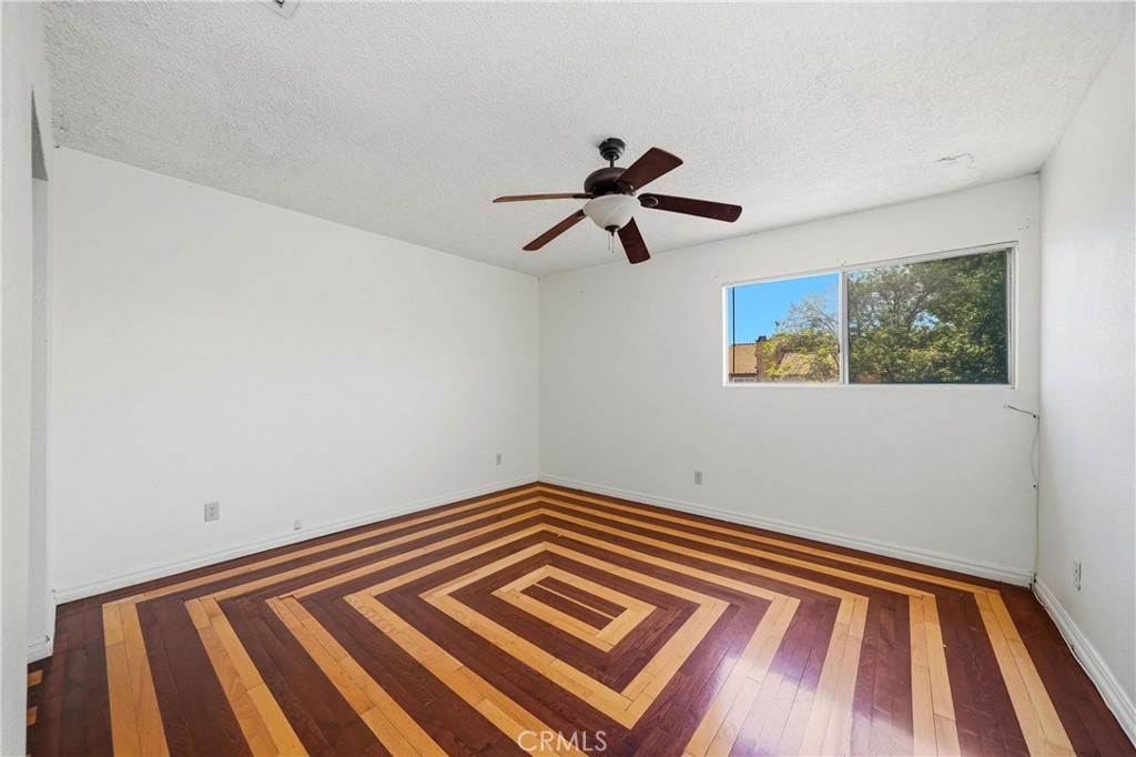 16600 Terrace F Property Photo 13