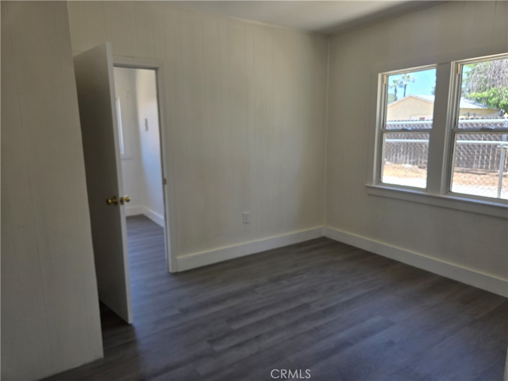 1002 Beaumont Property Photo 6