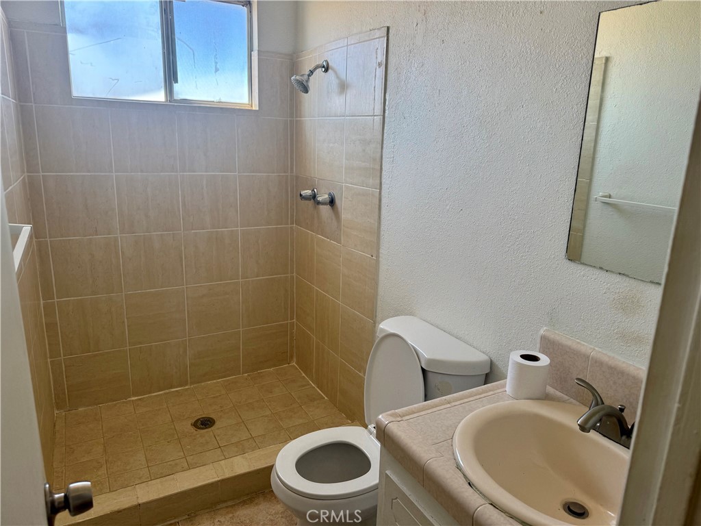 18393 Mojave Property Photo 10