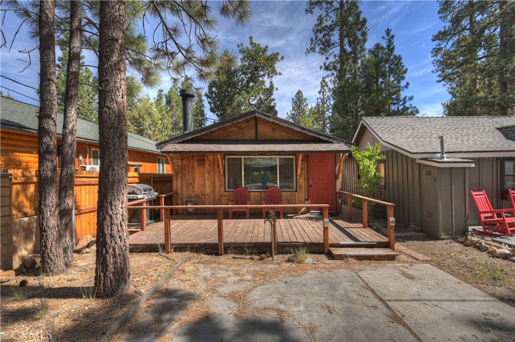 619 Elysian Property Photo 2