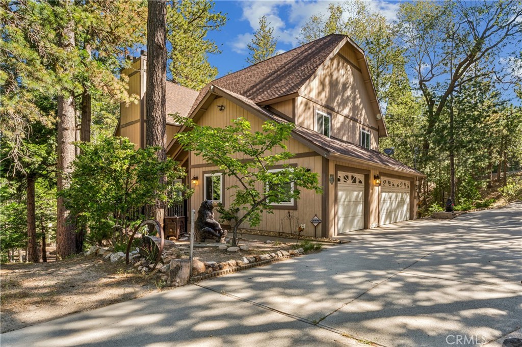 628 Grass Valley Road Property Photo 2