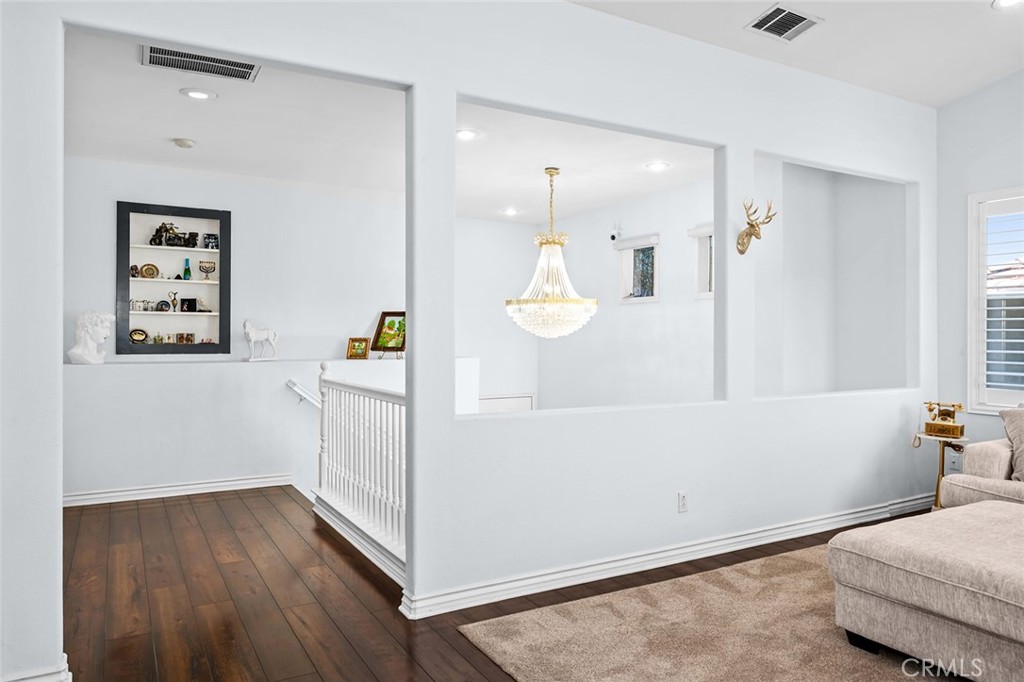 3231 Hannover Property Photo 9