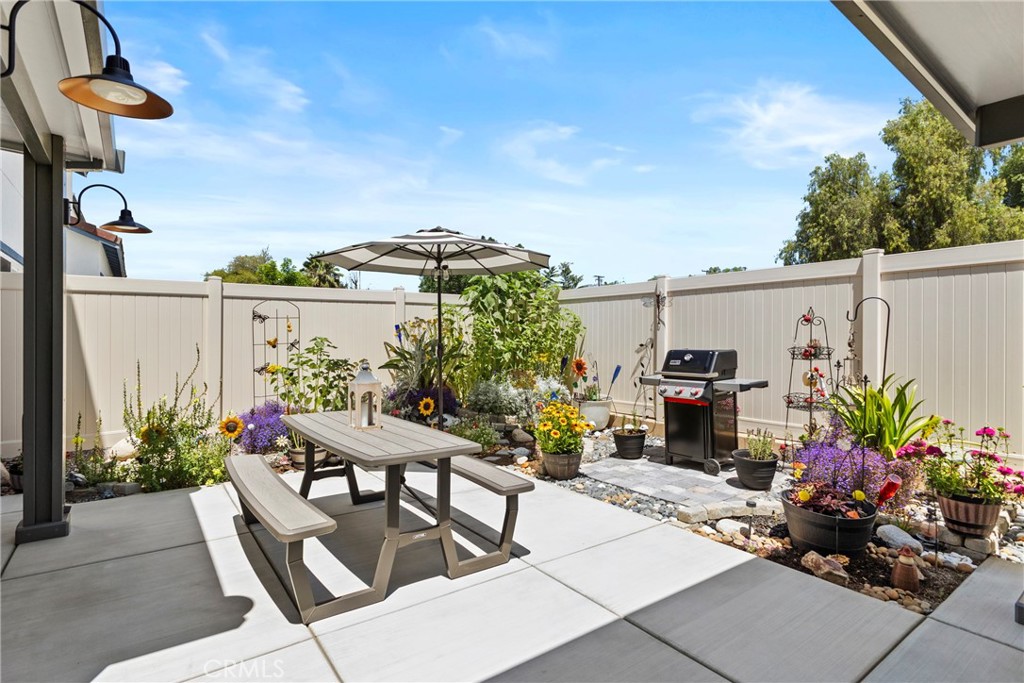 31962 Chagall Property Photo 39