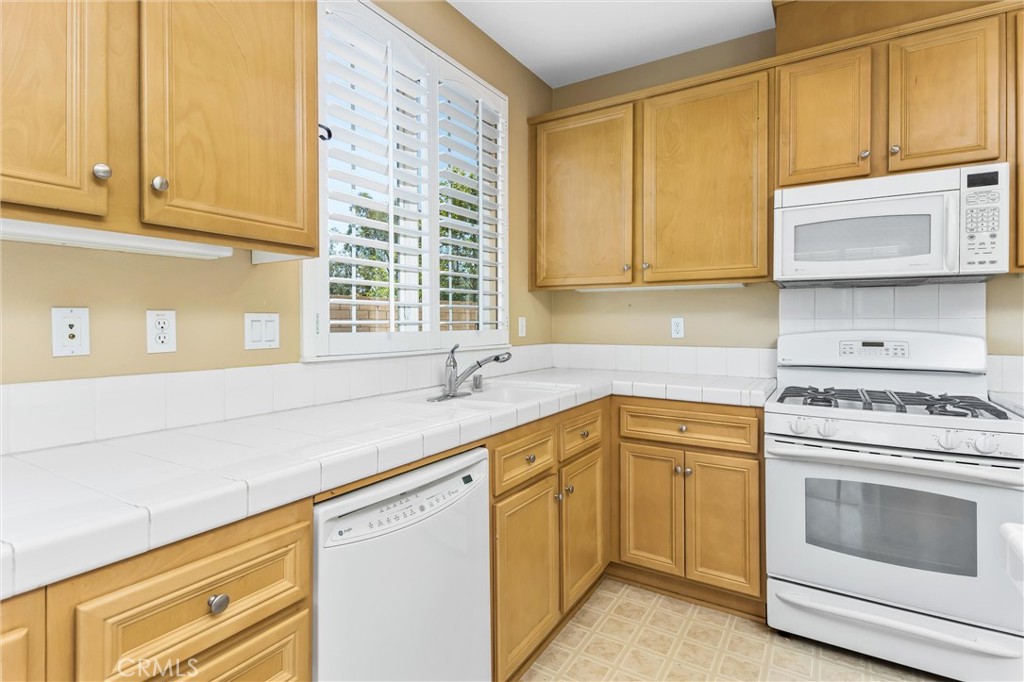 1680 Beaver Creek B Property Photo 10