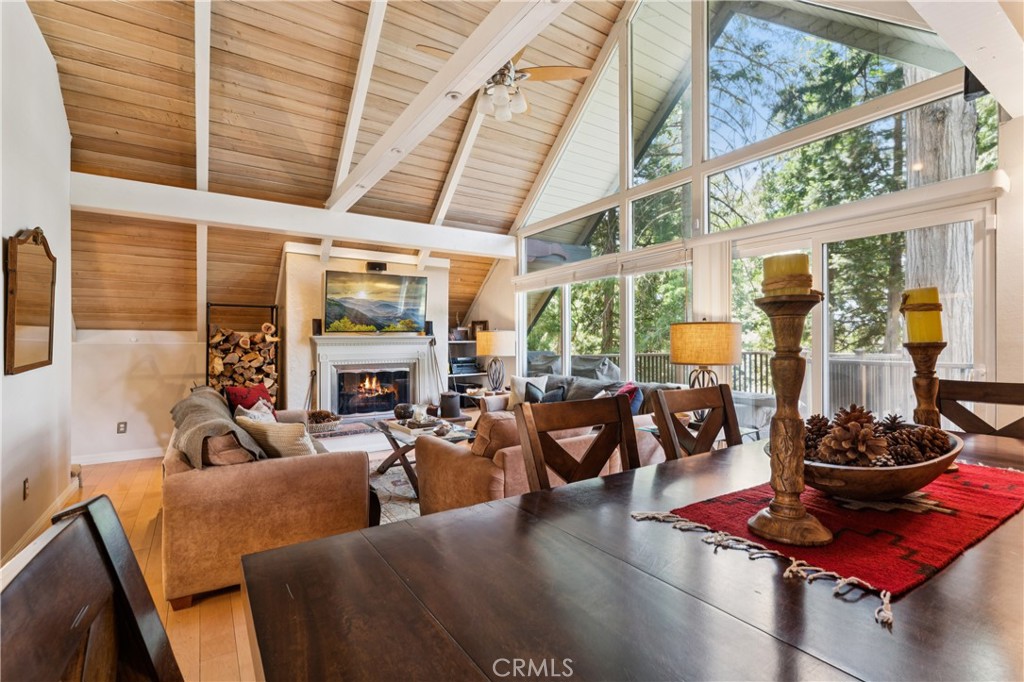 111 Grizzly Property Photo 4