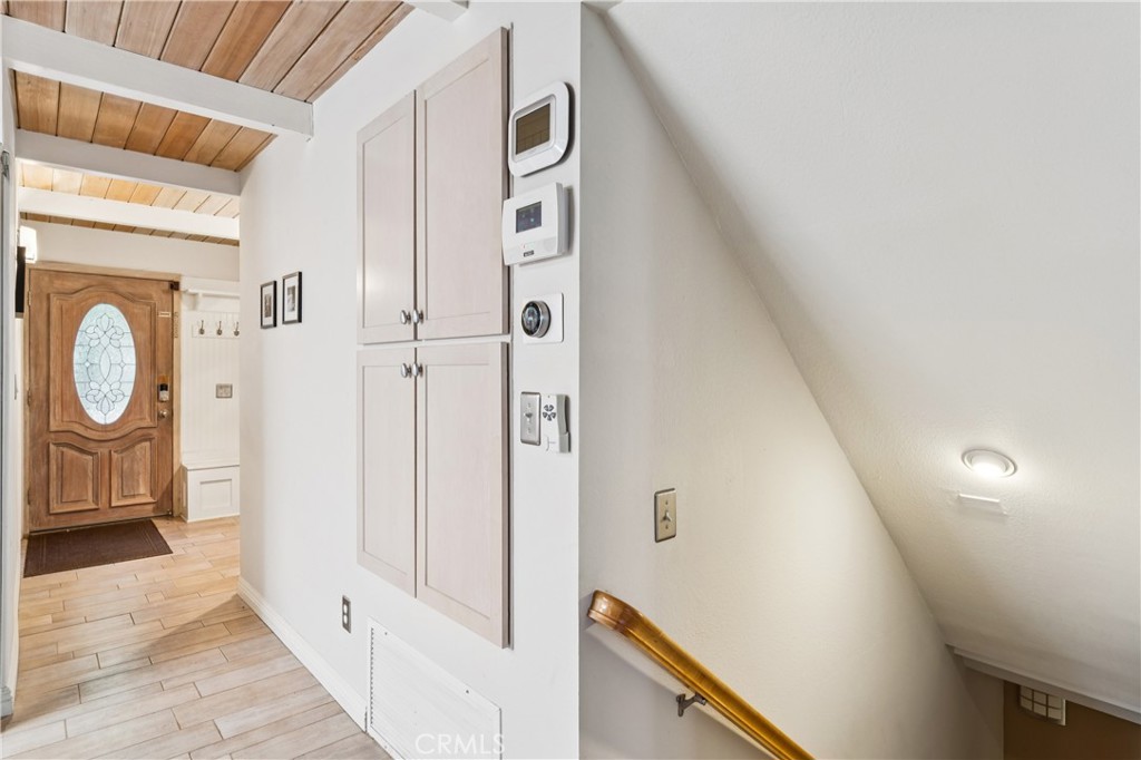111 Grizzly Property Photo 33