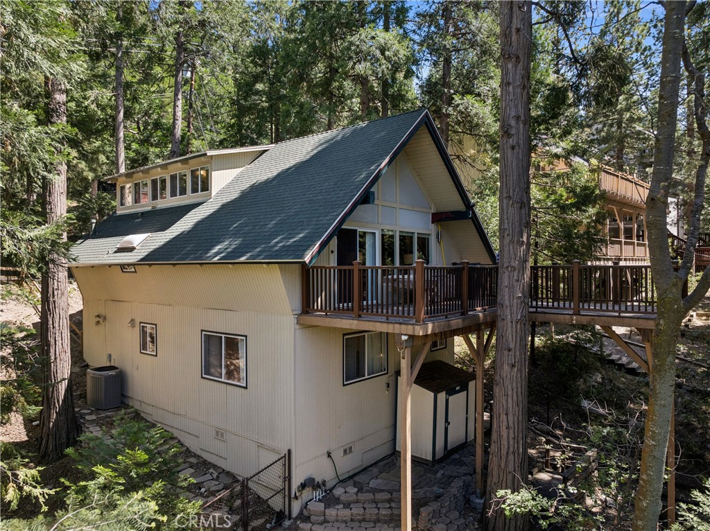 111 Grizzly Property Photo 42
