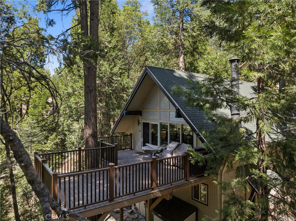 111 Grizzly Property Photo 43