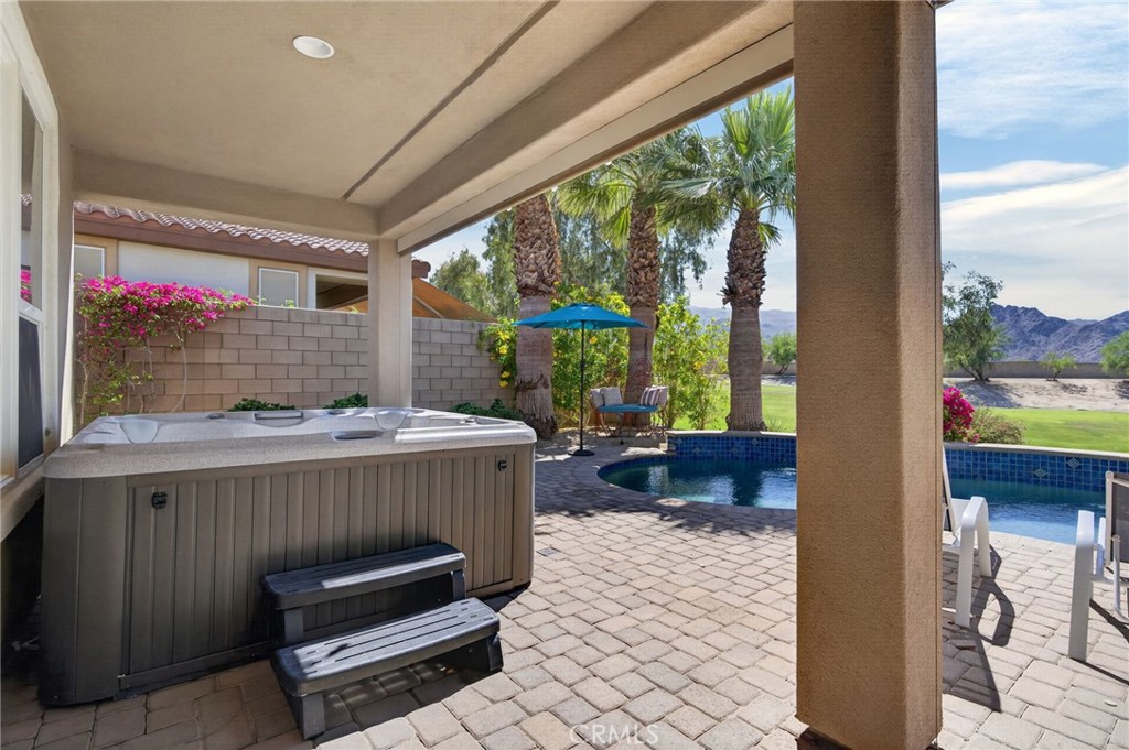 81074 Barrel Cactus Property Photo 43