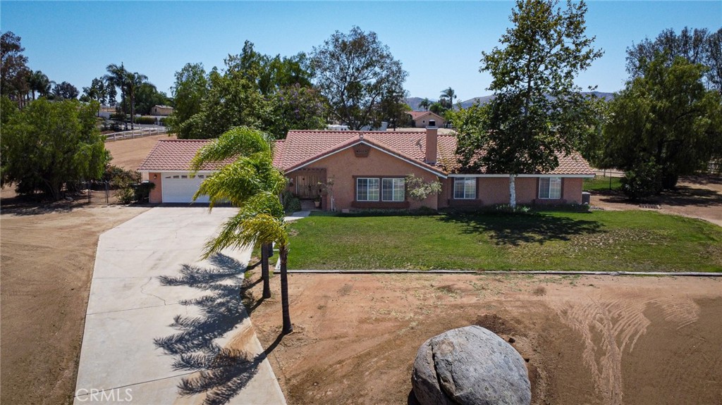 23093 Miners Road Property Photo 1