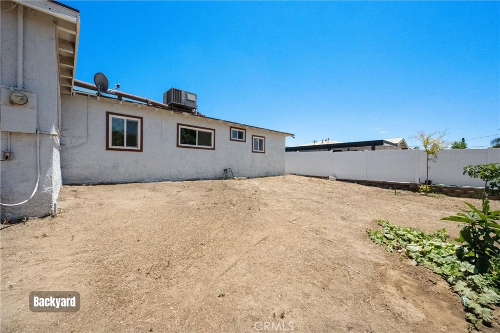 9326 Lemon Street Property Photo 34