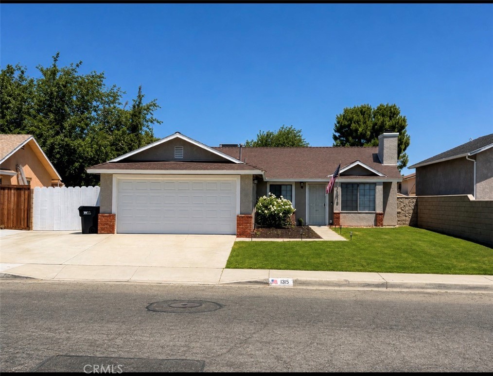 1315 E Ave J5 Property Photo 1