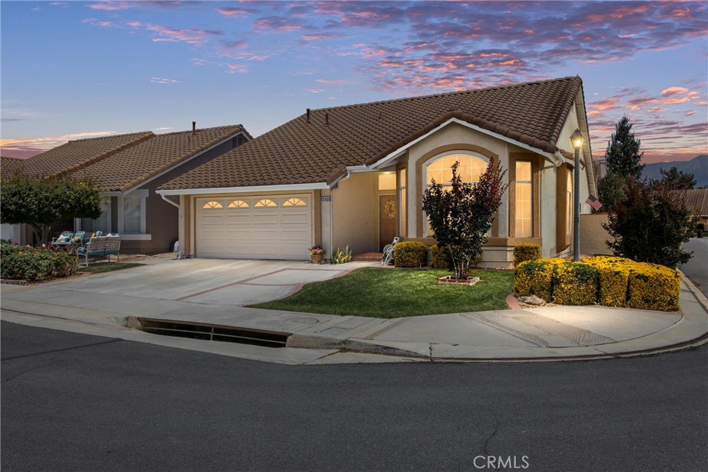4809 W Forest Oaks Property Photo 1