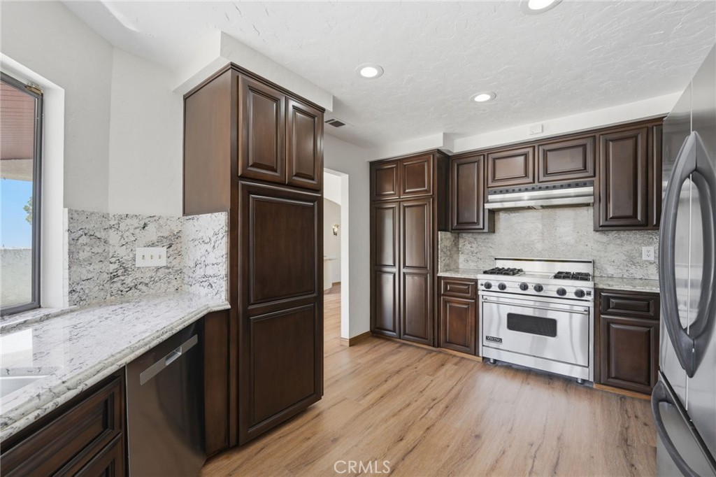 5633 Mayberry Property Photo 11