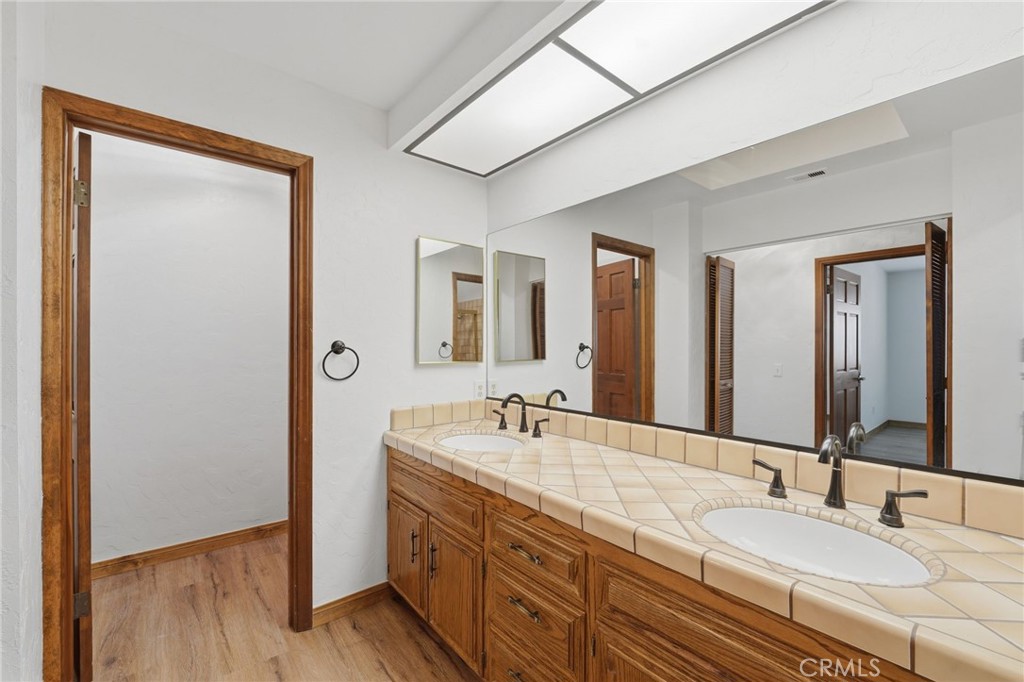 5633 Mayberry Property Photo 23