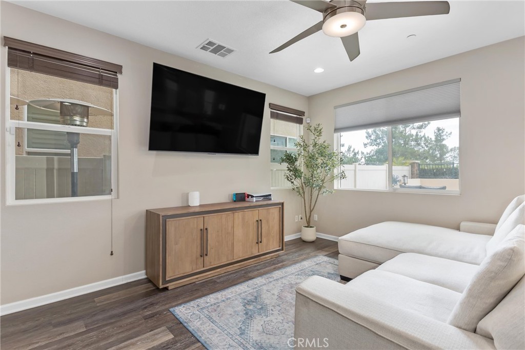 11822 Cobblestone Property Photo 9