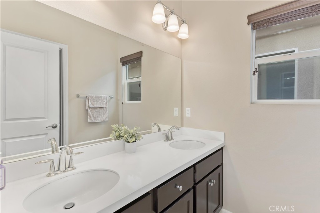 11822 Cobblestone Property Photo 22