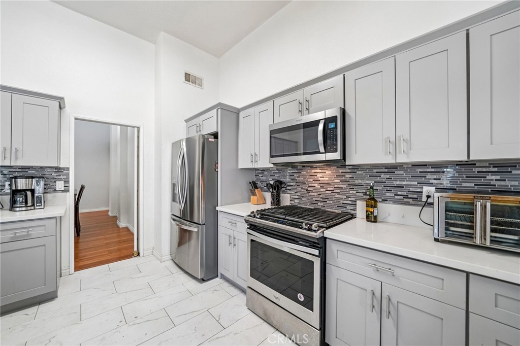 2634 Sheridan Road Property Photo 34