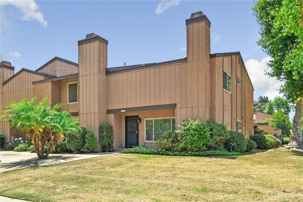 923 W State Property Photo 2